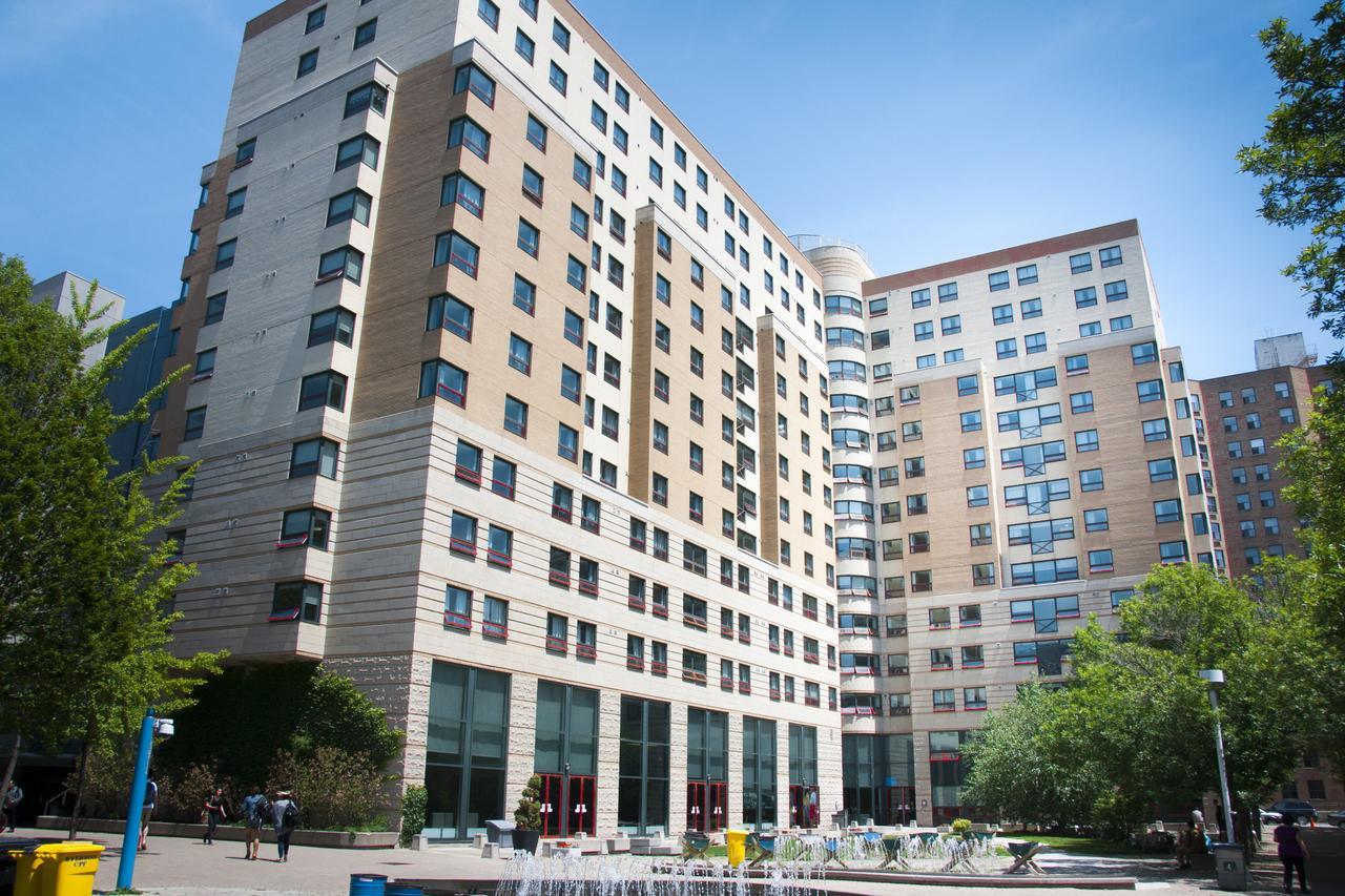 Toronto Metropolitan University- Pitman Hall Residence Exterior photo